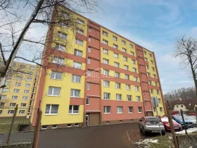Pronájem bytu 3+1, Chomutov, Bezručova, 63 m2