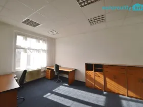 Pronájem kanceláře, Mariánské Lázně, třída Vítězství, 22 m2