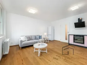 Pronájem bytu 4+kk, Praha - Modřany, Levského, 73 m2