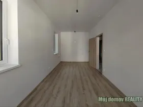 Prodej bytu 2+kk, Praha - Pitkovice, V Pitkovičkách, 39 m2