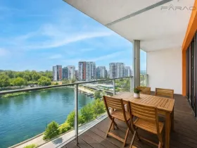 Pronájem bytu 2+kk, Praha - Holešovice, Jankovcova, 67 m2