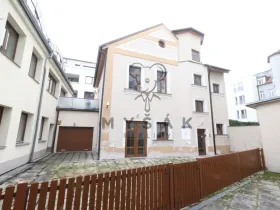 Pronájem kanceláře, České Budějovice - České Budějovice 6, Žižkova tř., 65 m2