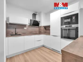 Pronájem bytu 2+kk, Pardubice - Zelené Předměstí, nábřeží Závodu míru, 79 m2