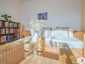 Prodej bytu 1+1, Hradec Králové, Sezemická, 32 m2