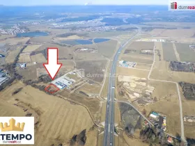 Prodej komerčního pozemku, Hůry, 2534 m2