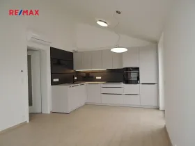 Pronájem bytu 3+kk, Hostivice, Cihlářská, 62 m2