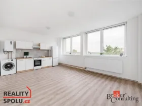 Pronájem bytu 1+kk, Mlékojedy, 47 m2