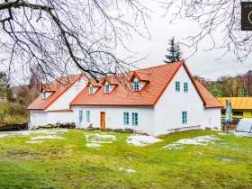 Prodej chalupy, Žlutice, 187 m2