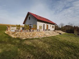 Prodej rodinného domu, Benátky, 145 m2