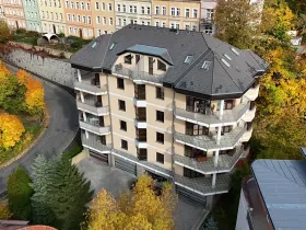 Prodej bytu 4+1, Karlovy Vary, Tylova, 182 m2