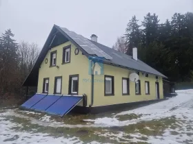 Prodej rodinného domu, Lesná, 245 m2