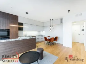 Pronájem bytu 2+kk, Praha - Smíchov, Podbělohorská, 62 m2