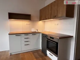 Prodej bytu 2+kk, Zlín, U Trojáku, 36 m2