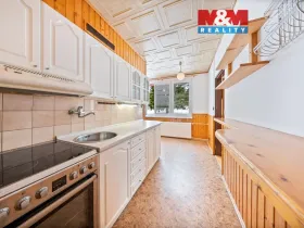 Prodej bytu 2+1, Studená, Komenského, 52 m2