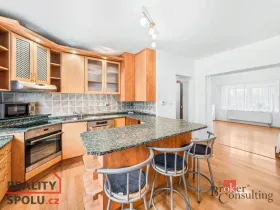 Prodej bytu 4+1, Holýšov, 86 m2