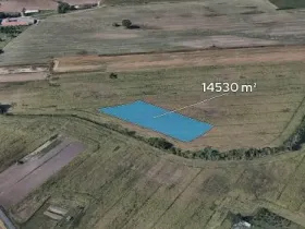 Prodej podílu pole, Sezemice, 2724 m2