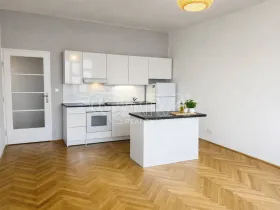 Pronájem bytu 2+kk, Praha - Nové Město, Na slupi, 50 m2