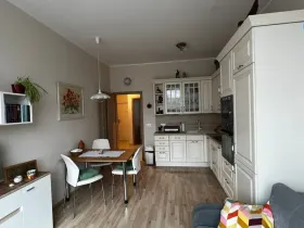 Prodej bytu 2+kk, Praha - Hodkovičky, Šífařská, 68 m2