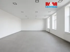 Pronájem obchodního prostoru, Hradec Králové - Kukleny, Pražská třída, 85 m2