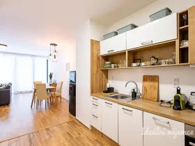 Pronájem bytu 2+kk, Praha - Košíře, Jinonická, 60 m2