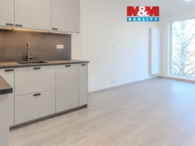 Prodej bytu 1+kk, Zlín, Nad Stráněmi, 34 m2