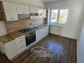 Prodej bytu 2+1, Bruntál, Čs. armády, 55 m2