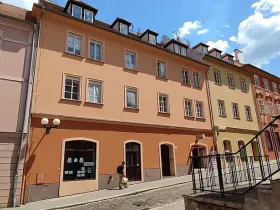 Prodej bytu 2+1, Cheb, Kamenná, 58 m2