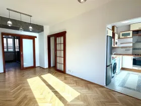 Pronájem bytu 2+1, Cheb, Jakubská, 50 m2