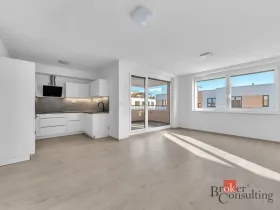 Pronájem bytu 2+kk, Hradec Králové - Třebeš, Pod Svahem, 64 m2