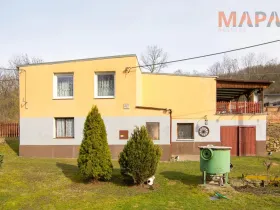 Prodej rodinného domu, Březno - Střezov, 200 m2