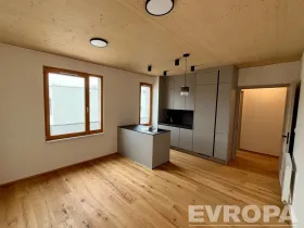 Prodej bytu 4+kk, Pardubice, 86 m2