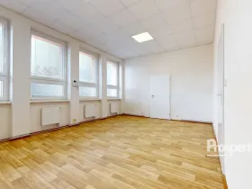 Pronájem kanceláře, Ústí nad Labem - Ústí nad Labem-centrum, Bělehradská, 34 m2