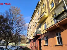Pronájem bytu 2+1, Karlovy Vary, nábřeží Jana Palacha, 69 m2
