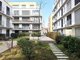 Pronájem bytu 2+kk, Praha - Hodkovičky, V náklích, 68 m2