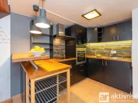 Prodej bytu 2+kk, Šestajovice, Komenského, 63 m2