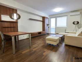 Pronájem bytu 2+kk, Brno - Líšeň, Houbalova, 69 m2