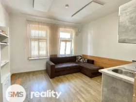 Pronájem bytu 2+kk, Opava, Pekařská, 32 m2