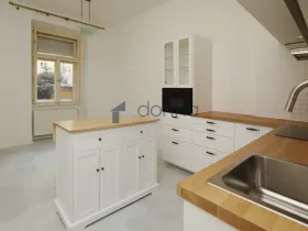 Pronájem bytu 3+kk, Praha, Bulharská, 79 m2