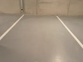 Pronájem garážového stání, Znojmo, Jarošova, 13 m2