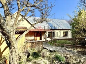 Prodej rodinného domu, Lopeník, 250 m2