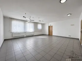 Pronájem kanceláře, Hodonín, Národní třída, 52 m2