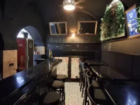 Pronájem restaurace, Olomouc, Dolní náměstí, 24 m2