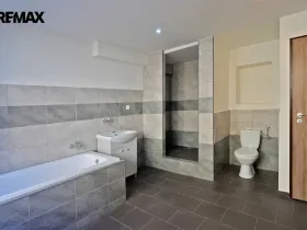 Prodej rodinného domu, Stráž nad Ohří, 200 m2