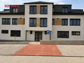 Pronájem bytu 2+kk, Hovorany, 48 m2