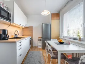 Prodej bytu 2+1, Rosice, Kaštanová, 62 m2