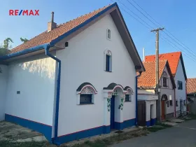 Prodej vinného sklepa, Moravany, 60 m2