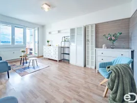 Prodej bytu 2+1, Praha, Sněženková, 51 m2