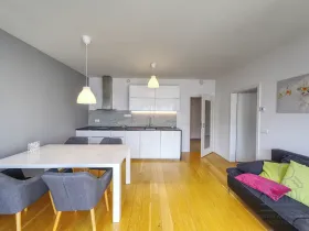 Pronájem bytu 2+kk, Praha - Vršovice, Archangelská, 54 m2