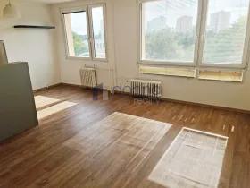 Pronájem bytu 3+kk, Praha, Novodvorská, 66 m2