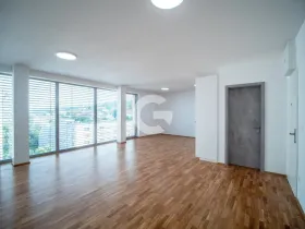 Pronájem bytu 3+kk, Zlín, Lorencova, 99 m2